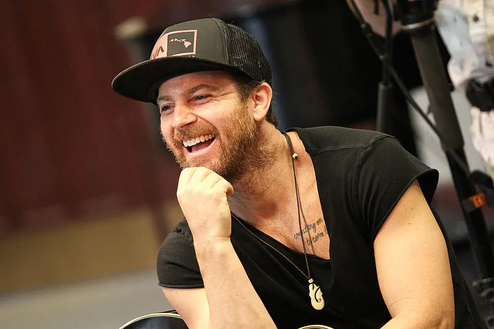 How tall is Kip Moore?